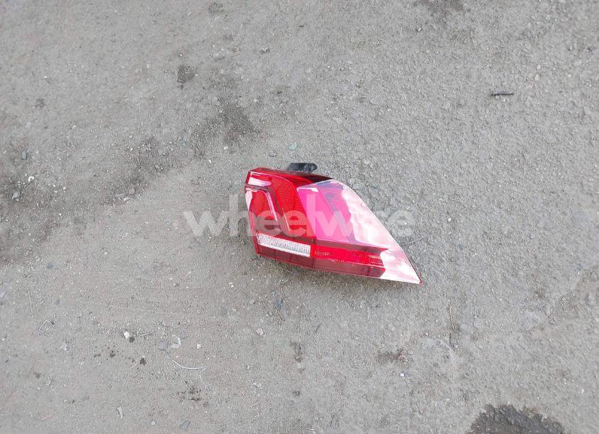 Photo 12 of 2018 Volkswagen Tiguan 2.0T SE/2.0T SEL (VIN 3VV3B7AX5JM190020)