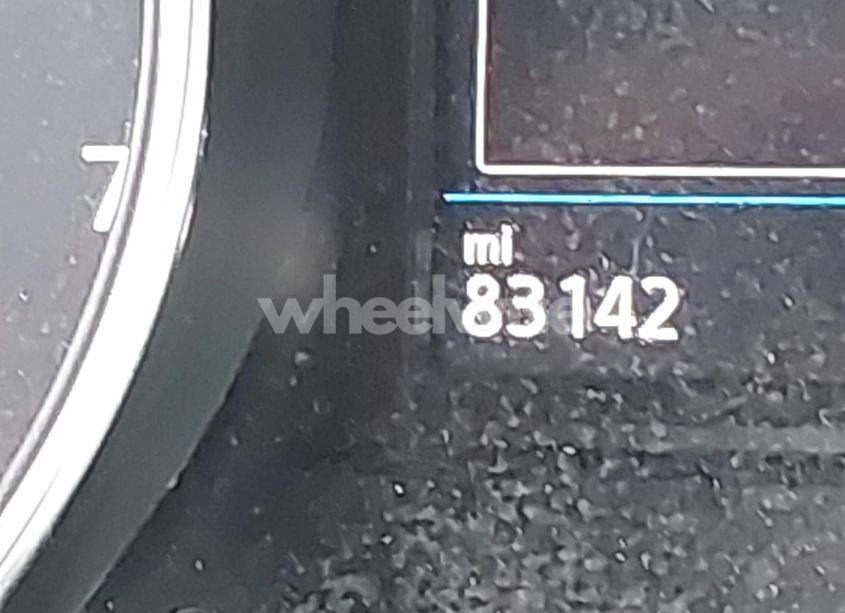 Photo 16 of 2018 Volkswagen Tiguan 2.0T SE/2.0T SEL (VIN 3VV3B7AX5JM190020)