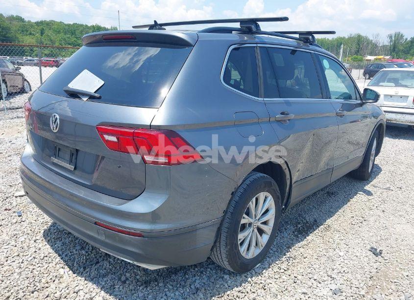 Photo 4 of 2019 Volkswagen Tiguan 2.0T SE/2.0T SEL/2.0T SEL R-LINE/2.0T SEL R-LINE BLACK (VIN 3VV3B7AX5KM049529)
