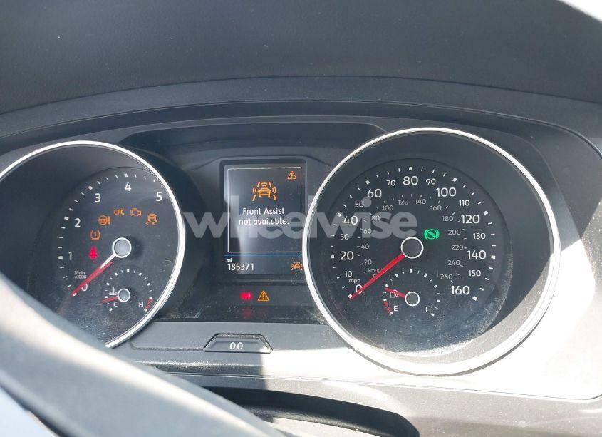 Photo 7 of 2019 Volkswagen Tiguan 2.0T SE/2.0T SEL/2.0T SEL R-LINE/2.0T SEL R-LINE BLACK (VIN 3VV3B7AX5KM049529)