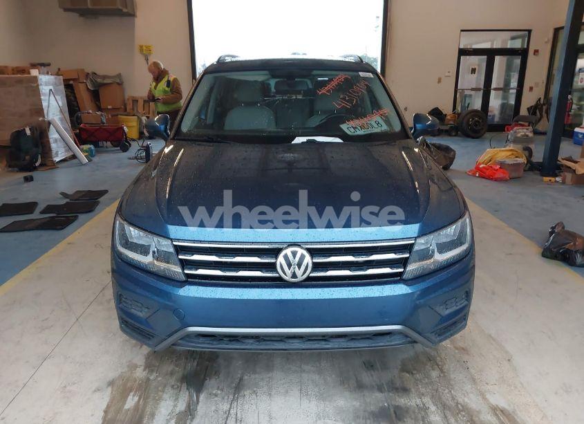 Photo 12 of 2019 Volkswagen Tiguan (VIN 3VV3B7AX5KM192612)