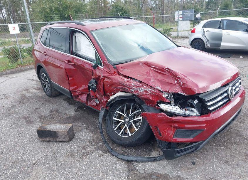 2020 Volkswagen Tiguan 2.0T SE/2.0T SE R-LINE BLACK/2.0T SEL (VIN 3VV3B7AX5LM046261) main photo