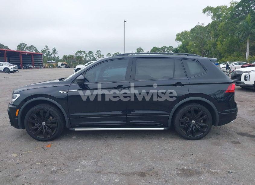 Photo 14 of 2020 Volkswagen Tiguan 2.0T SE/2.0T SE R-LINE BLACK/2.0T SEL (VIN 3VV3B7AX5LM088722)