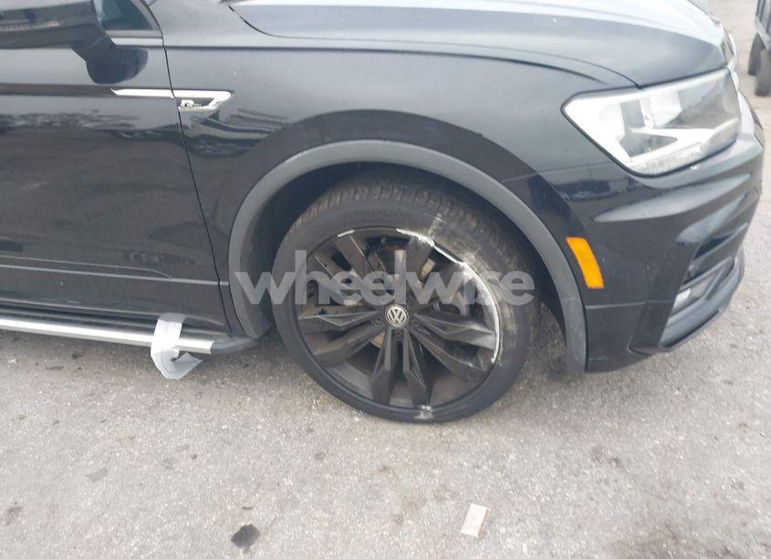 Photo 6 of 2020 Volkswagen Tiguan 2.0T SE/2.0T SE R-LINE BLACK/2.0T SEL (VIN 3VV3B7AX5LM088722)