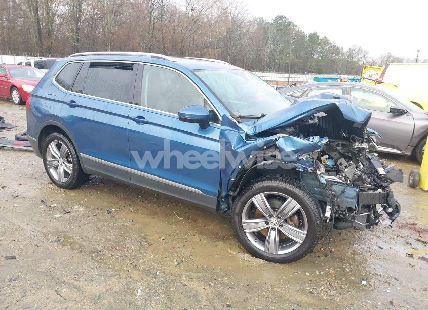 2020 Volkswagen Tiguan 2.0T SE/2.0T SE R-LINE BLACK/2.0T SEL (VIN 3VV3B7AX5LM176136) main photo