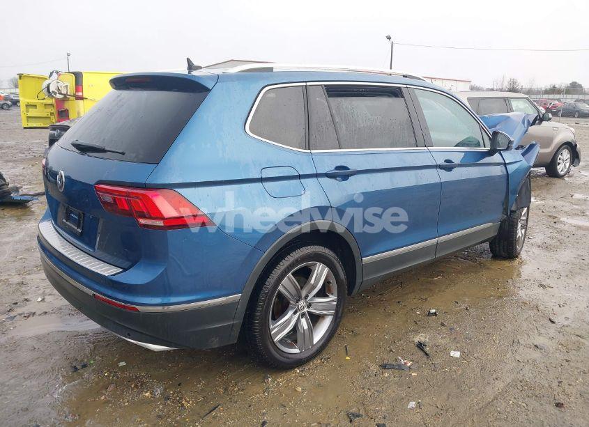 Photo 4 of 2020 Volkswagen Tiguan 2.0T SE/2.0T SE R-LINE BLACK/2.0T SEL (VIN 3VV3B7AX5LM176136)