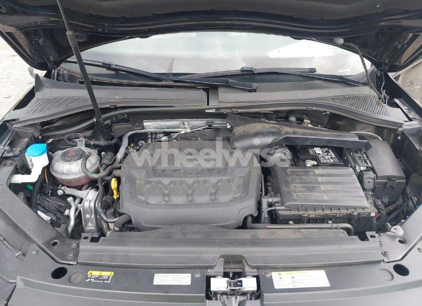 Photo 10 of 2021 Volkswagen Tiguan 2.0T SE/2.0T SE R-LINE BLACK/2.0T SEL (VIN 3VV3B7AX5MM022012)