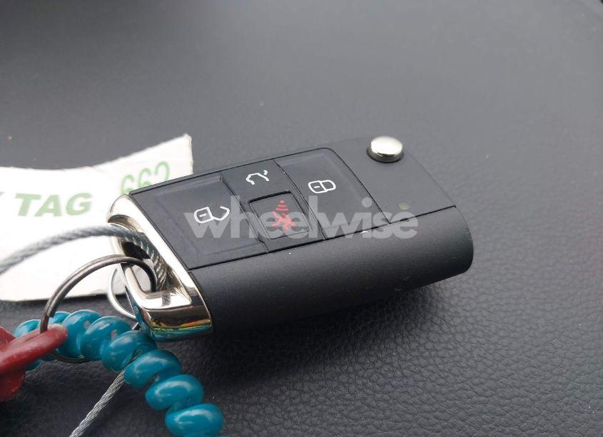 Photo 11 of 2021 Volkswagen Tiguan 2.0T SE/2.0T SE R-LINE BLACK/2.0T SEL (VIN 3VV3B7AX5MM022012)