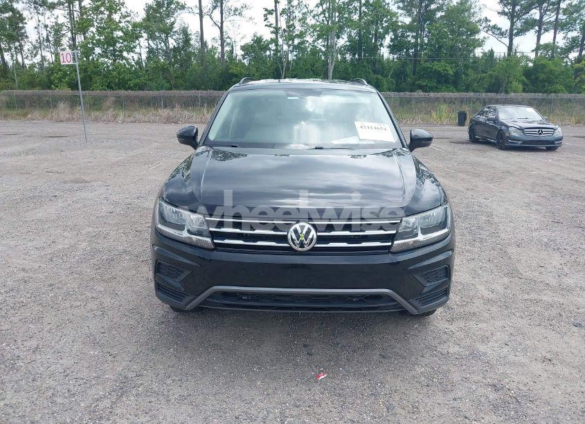 Photo 12 of 2021 Volkswagen Tiguan 2.0T SE/2.0T SE R-LINE BLACK/2.0T SEL (VIN 3VV3B7AX5MM022012)