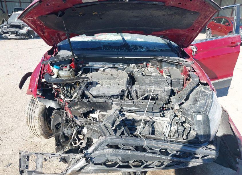 Photo 10 of 2021 Volkswagen Tiguan (VIN 3VV3B7AX5MM022110)