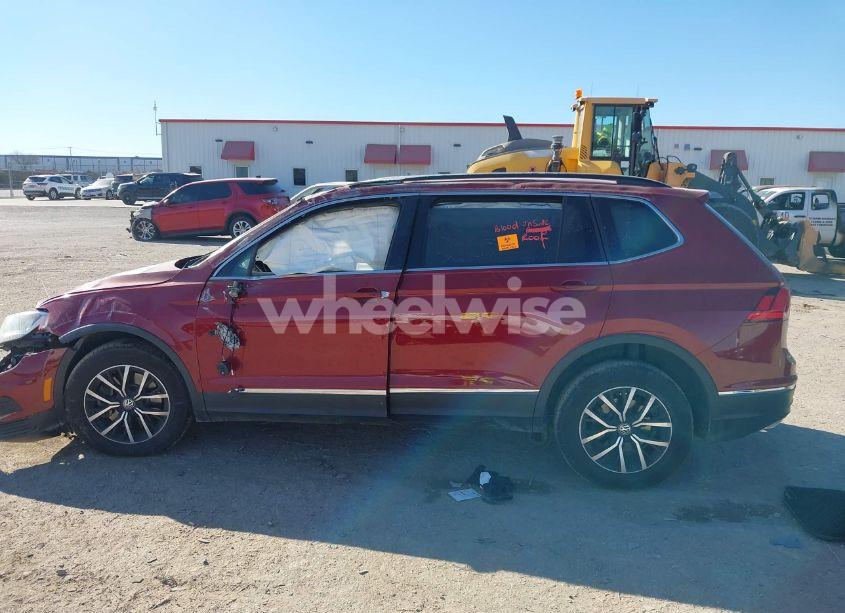 Photo 14 of 2021 Volkswagen Tiguan (VIN 3VV3B7AX5MM022110)