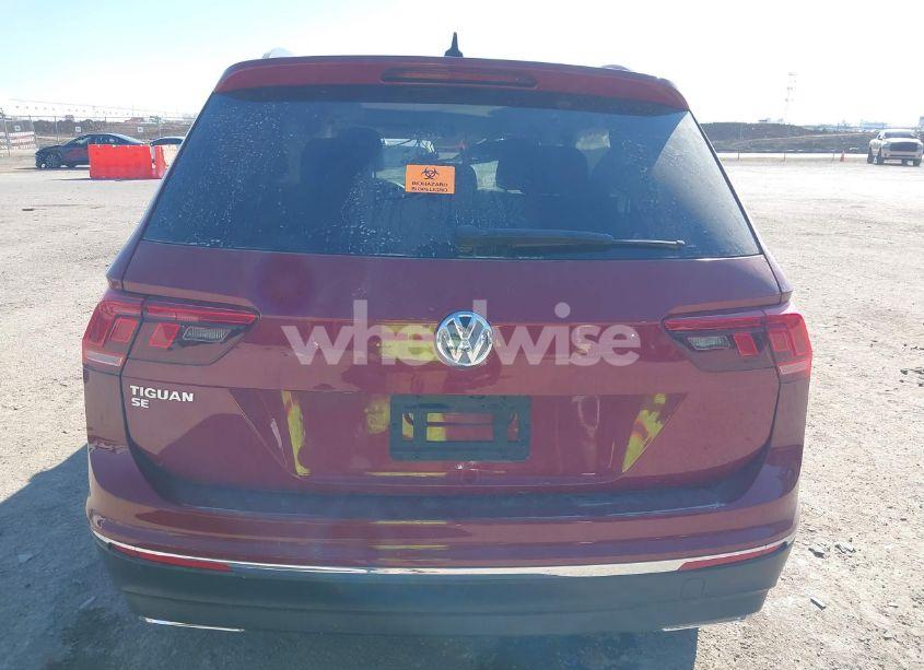 Photo 16 of 2021 Volkswagen Tiguan (VIN 3VV3B7AX5MM022110)