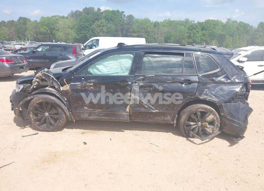 Photo 14 of 2021 Volkswagen Tiguan 2.0T SE/2.0T SE R-LINE BLACK/2.0T SEL (VIN 3VV3B7AX5MM027369)