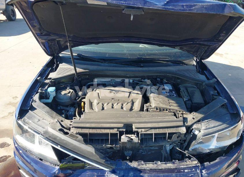 Photo 10 of 2021 Volkswagen Tiguan 2.0T SE/2.0T SE R-LINE BLACK/2.0T SEL (VIN 3VV3B7AX5MM034872)