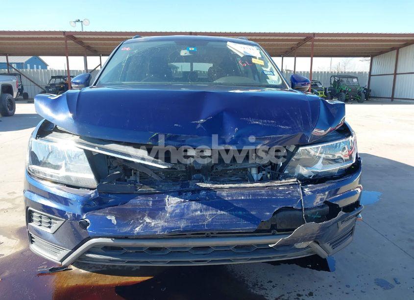 Photo 12 of 2021 Volkswagen Tiguan 2.0T SE/2.0T SE R-LINE BLACK/2.0T SEL (VIN 3VV3B7AX5MM034872)