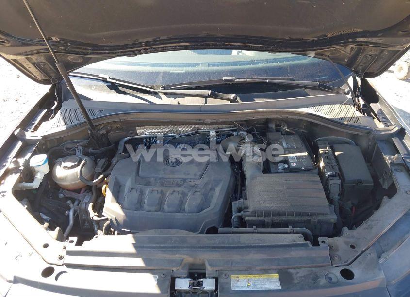 Photo 10 of 2021 Volkswagen Tiguan 2.0T SE/2.0T SE R-LINE BLACK/2.0T SEL (VIN 3VV3B7AX5MM041515)