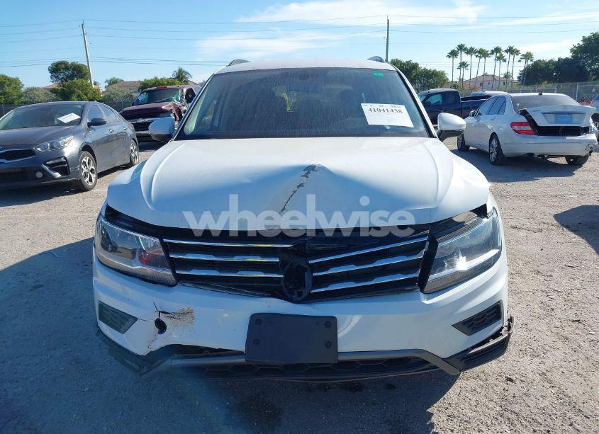 Photo 6 of 2021 Volkswagen Tiguan 2.0T SE/2.0T SE R-LINE BLACK/2.0T SEL (VIN 3VV3B7AX5MM080587)