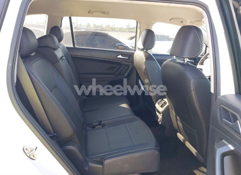 Photo 8 of 2021 Volkswagen Tiguan 2.0T SE/2.0T SE R-LINE BLACK/2.0T SEL (VIN 3VV3B7AX5MM080587)