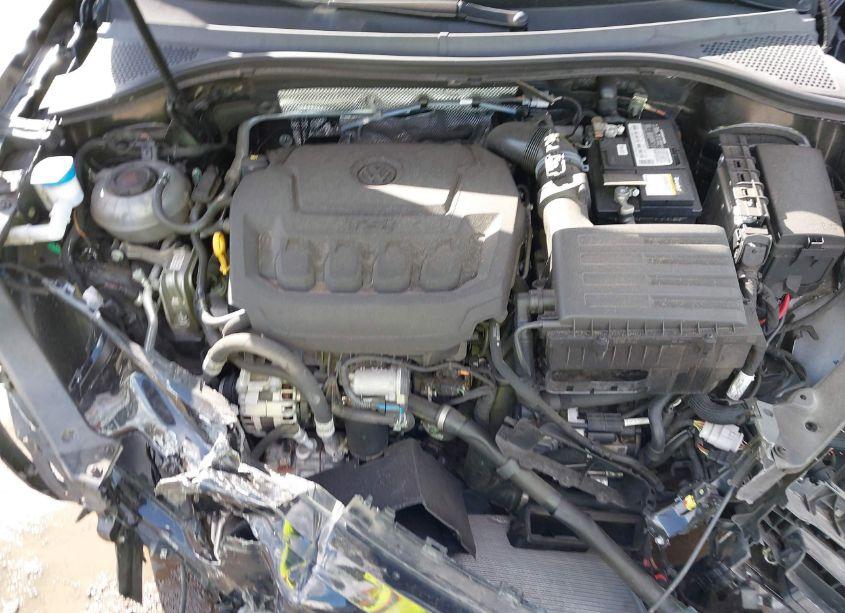 Photo 10 of 2021 Volkswagen Tiguan 2.0T SE/2.0T SE R-LINE BLACK/2.0T SEL (VIN 3VV3B7AX5MM104046)