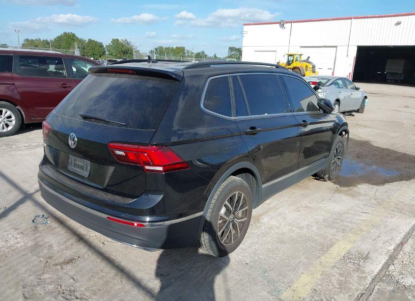 Photo 4 of 2021 Volkswagen Tiguan 2.0T SE/2.0T SE R-LINE BLACK/2.0T SEL (VIN 3VV3B7AX5MM104046)