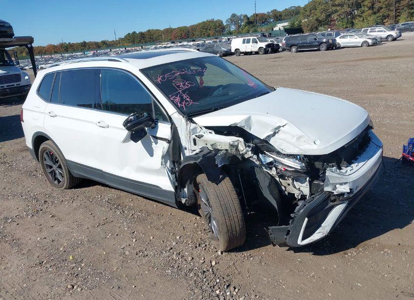 2022 Volkswagen Tiguan 2.0T SE (VIN 3VV3B7AX5NM012503) main photo
