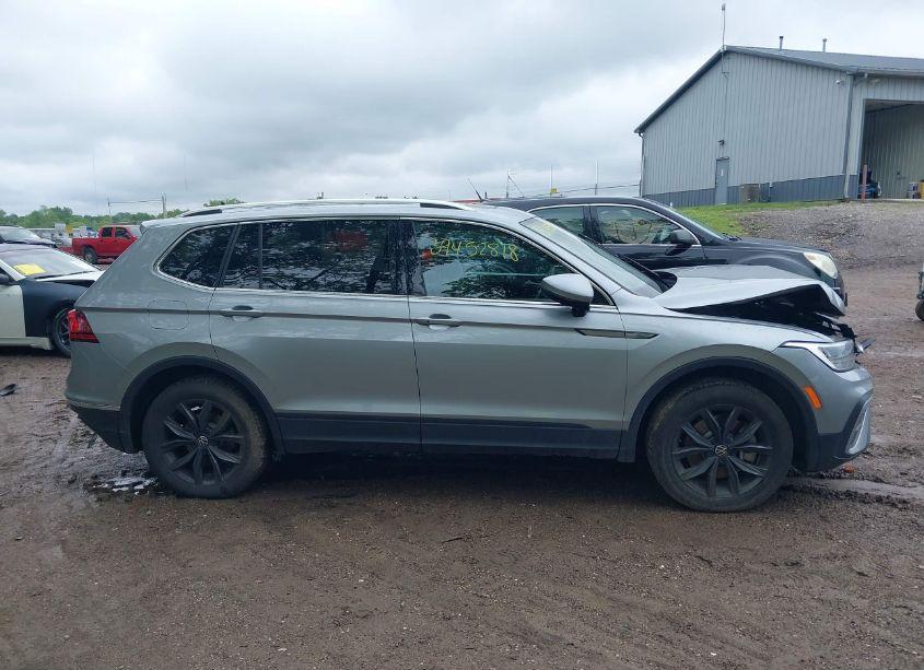 Photo 13 of 2022 Volkswagen Tiguan 2.0T SE (VIN 3VV3B7AX5NM061894)