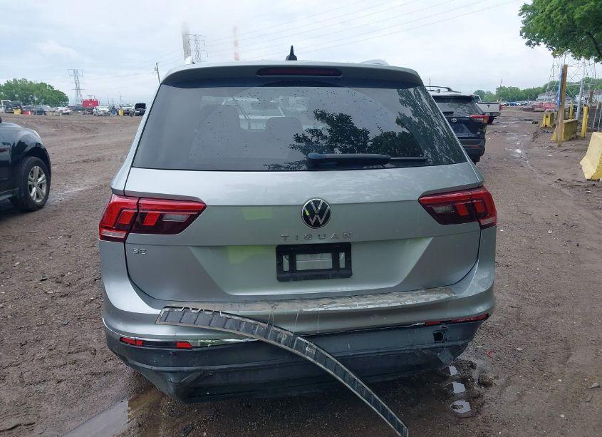 Photo 16 of 2022 Volkswagen Tiguan 2.0T SE (VIN 3VV3B7AX5NM061894)