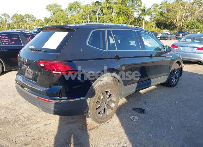 Photo 4 of 2022 Volkswagen Tiguan 2.0T SE (VIN 3VV3B7AX5NM107207)