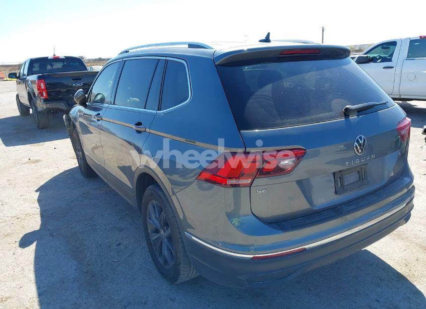 Photo 3 of 2023 Volkswagen Tiguan 2.0T SE (VIN 3VV3B7AX5PM142378)