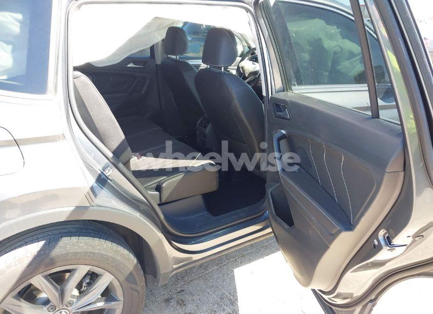 Photo 8 of 2023 Volkswagen Tiguan 2.0T SE (VIN 3VV3B7AX5PM142378)