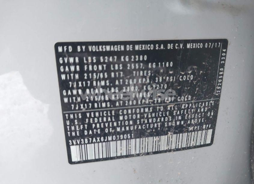 Photo 9 of 2018 Volkswagen Tiguan 2.0T SE/2.0T SEL (VIN 3VV3B7AX6JM019051)