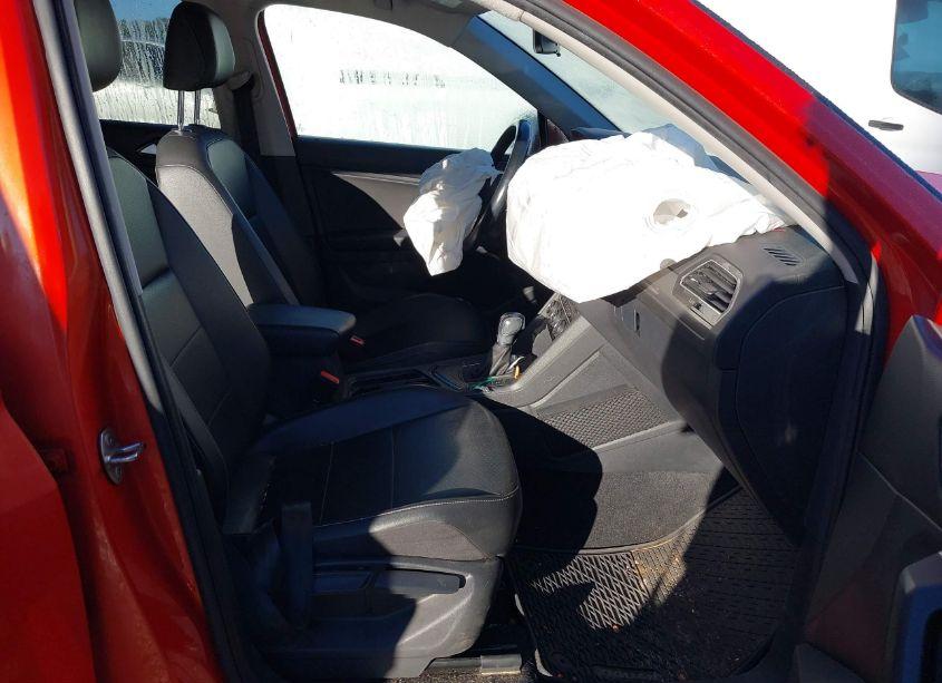 Photo 5 of 2018 Volkswagen Tiguan 2.0T SE/2.0T SEL (VIN 3VV3B7AX6JM021172)