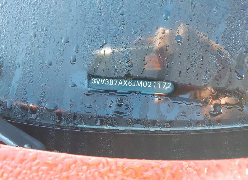 Photo 9 of 2018 Volkswagen Tiguan 2.0T SE/2.0T SEL (VIN 3VV3B7AX6JM021172)