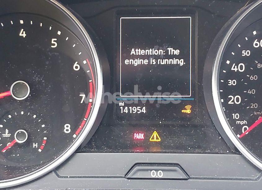 Photo 15 of 2018 Volkswagen Tiguan 2.0T SE/2.0T SEL (VIN 3VV3B7AX6JM216107)