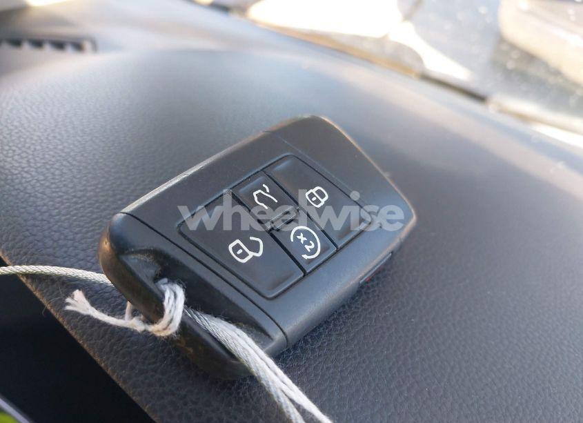 Photo 11 of 2019 Volkswagen Tiguan 2.0T SE/2.0T SEL/2.0T SEL R-LINE/2.0T SEL R-LINE BLACK (VIN 3VV3B7AX6KM006575)