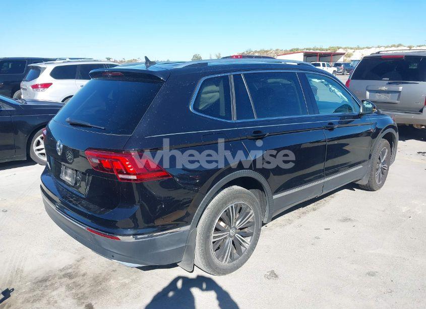 Photo 4 of 2019 Volkswagen Tiguan 2.0T SE/2.0T SEL/2.0T SEL R-LINE/2.0T SEL R-LINE BLACK (VIN 3VV3B7AX6KM006575)
