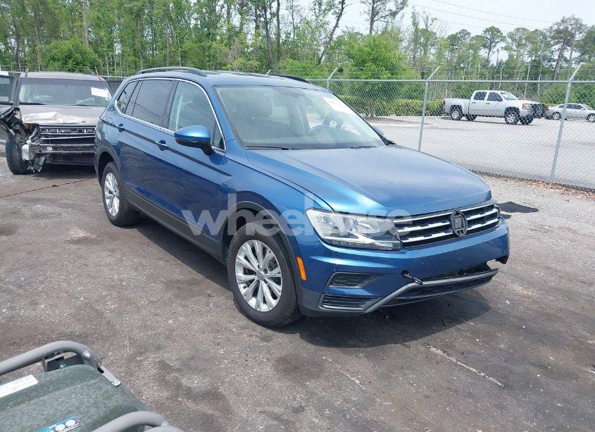 2019 Volkswagen Tiguan 2.0T SE/2.0T SEL/2.0T SEL R-LINE/2.0T SEL R-LINE BLACK (VIN 3VV3B7AX6KM048924) main photo