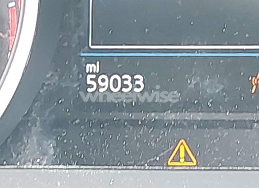 Photo 15 of 2019 Volkswagen Tiguan 2.0T SE/2.0T SEL/2.0T SEL R-LINE/2.0T SEL R-LINE BLACK (VIN 3VV3B7AX6KM048924)