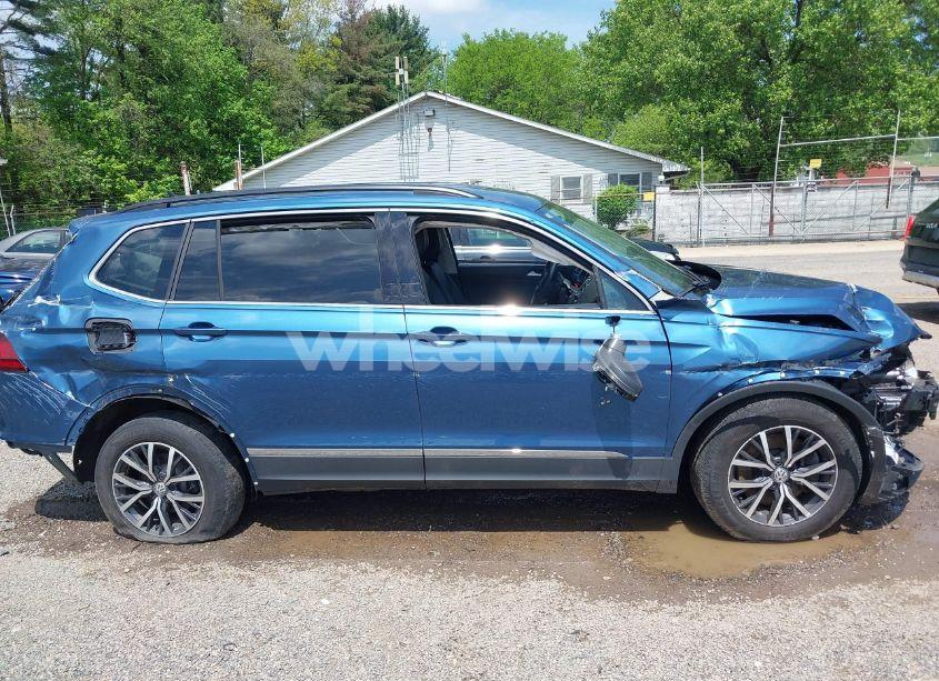 Photo 14 of 2020 Volkswagen Tiguan 2.0T SE/2.0T SE R-LINE BLACK/2.0T SEL (VIN 3VV3B7AX6LM114437)