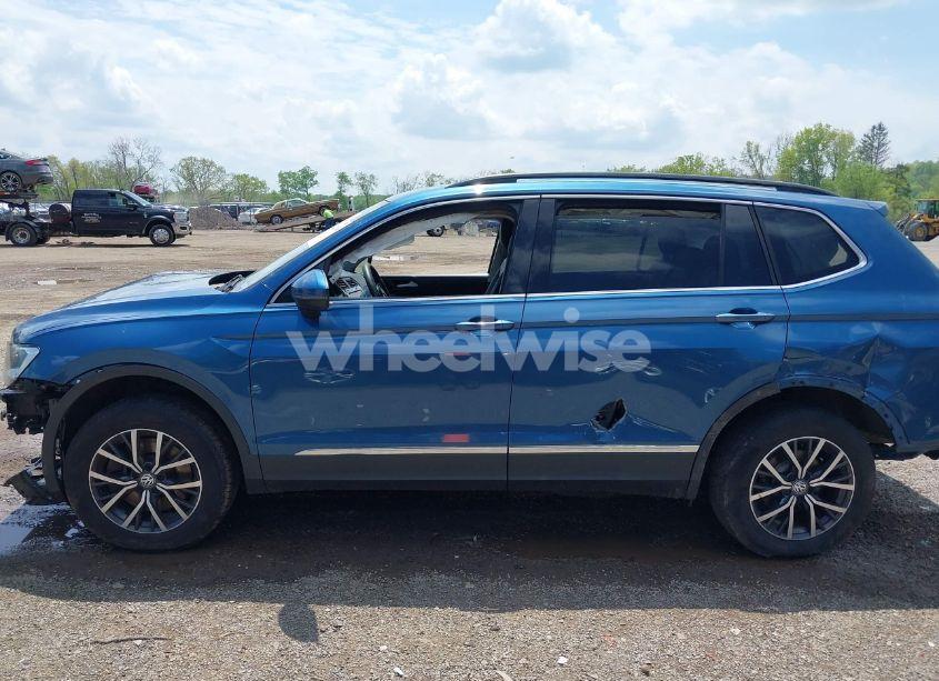 Photo 15 of 2020 Volkswagen Tiguan 2.0T SE/2.0T SE R-LINE BLACK/2.0T SEL (VIN 3VV3B7AX6LM114437)