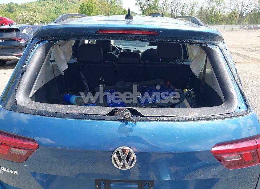 Photo 19 of 2020 Volkswagen Tiguan 2.0T SE/2.0T SE R-LINE BLACK/2.0T SEL (VIN 3VV3B7AX6LM114437)