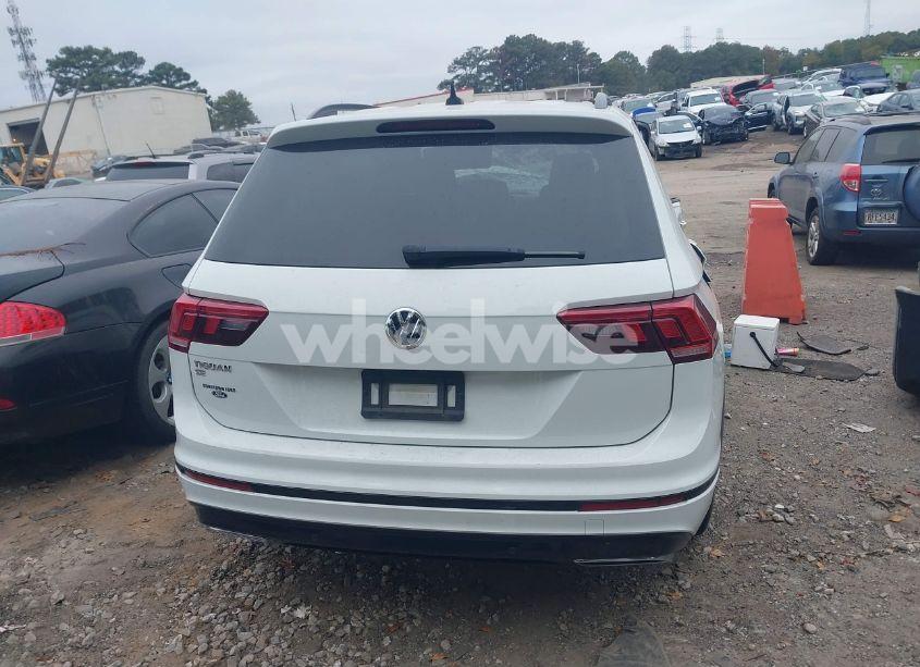 Photo 16 of 2020 Volkswagen Tiguan 2.0T SE/2.0T SE R-LINE BLACK/2.0T SEL (VIN 3VV3B7AX6LM171673)