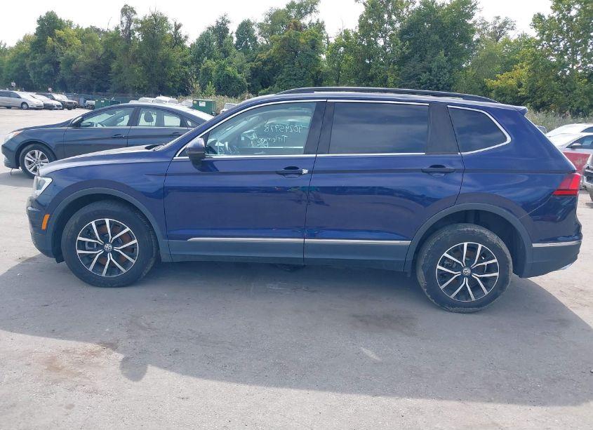 Photo 14 of 2021 Volkswagen Tiguan 2.0T SE/2.0T SE R-LINE BLACK/2.0T SEL (VIN 3VV3B7AX6MM016882)