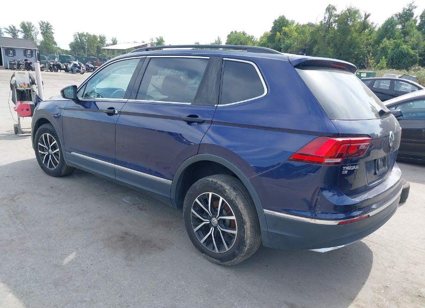 Photo 3 of 2021 Volkswagen Tiguan 2.0T SE/2.0T SE R-LINE BLACK/2.0T SEL (VIN 3VV3B7AX6MM016882)