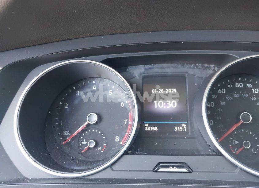 Photo 15 of 2021 Volkswagen Tiguan (VIN 3VV3B7AX6MM062518)