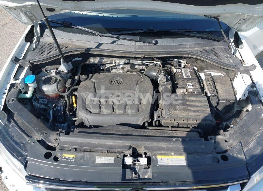 Photo 10 of 2021 Volkswagen Tiguan 2.0T SE/2.0T SE R-LINE BLACK/2.0T SEL (VIN 3VV3B7AX6MM091355)