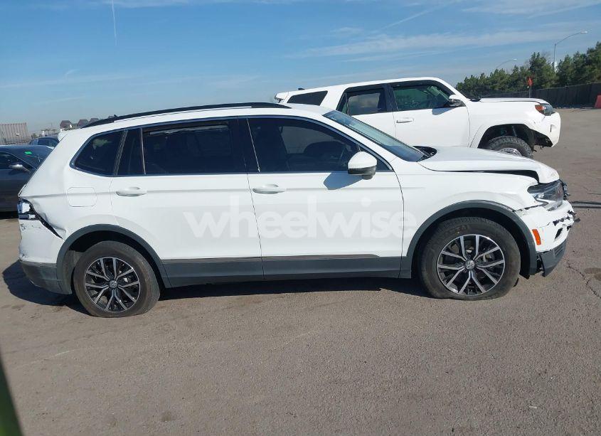 Photo 13 of 2021 Volkswagen Tiguan 2.0T SE/2.0T SE R-LINE BLACK/2.0T SEL (VIN 3VV3B7AX6MM091355)