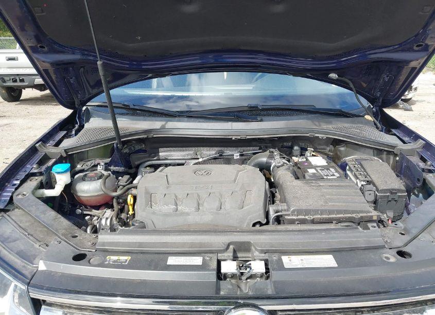 Photo 10 of 2021 Volkswagen Tiguan 2.0T SE/2.0T SE R-LINE BLACK/2.0T SEL (VIN 3VV3B7AX6MM115850)