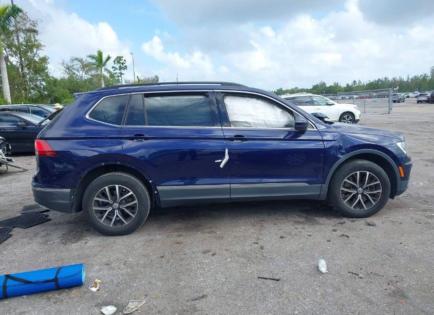 Photo 13 of 2021 Volkswagen Tiguan 2.0T SE/2.0T SE R-LINE BLACK/2.0T SEL (VIN 3VV3B7AX6MM115850)