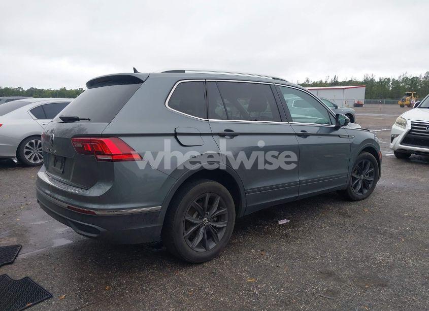 Photo 4 of 2022 Volkswagen Tiguan 2.0T SE (VIN 3VV3B7AX6NM070815)